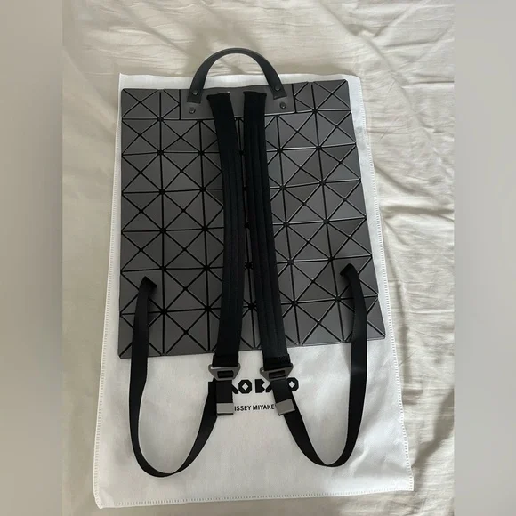 BAO BAO ISSEY MIYAKE FLAT PACK BACKPACK - Picture 10 of 16